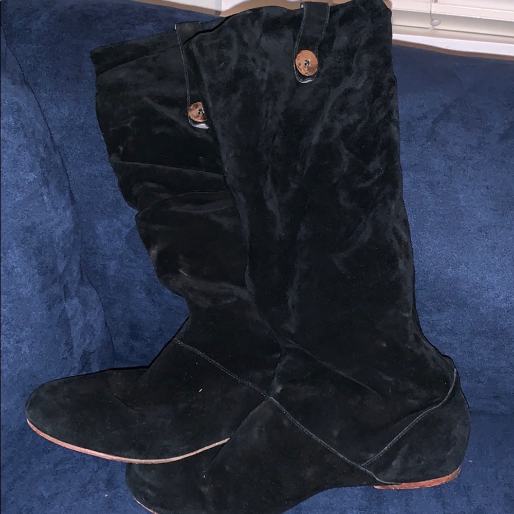 Black suede ugg boots